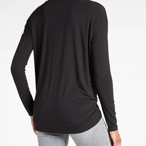 Express Twist Front Relaxed Tee - Picture 3 of 7